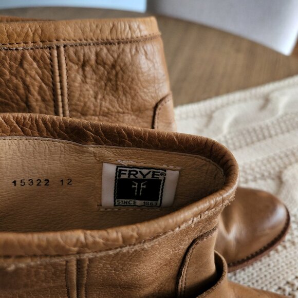 Authentic leather Frye cowboy boots booties Tabitha Harness booties - Picture 8 of 8